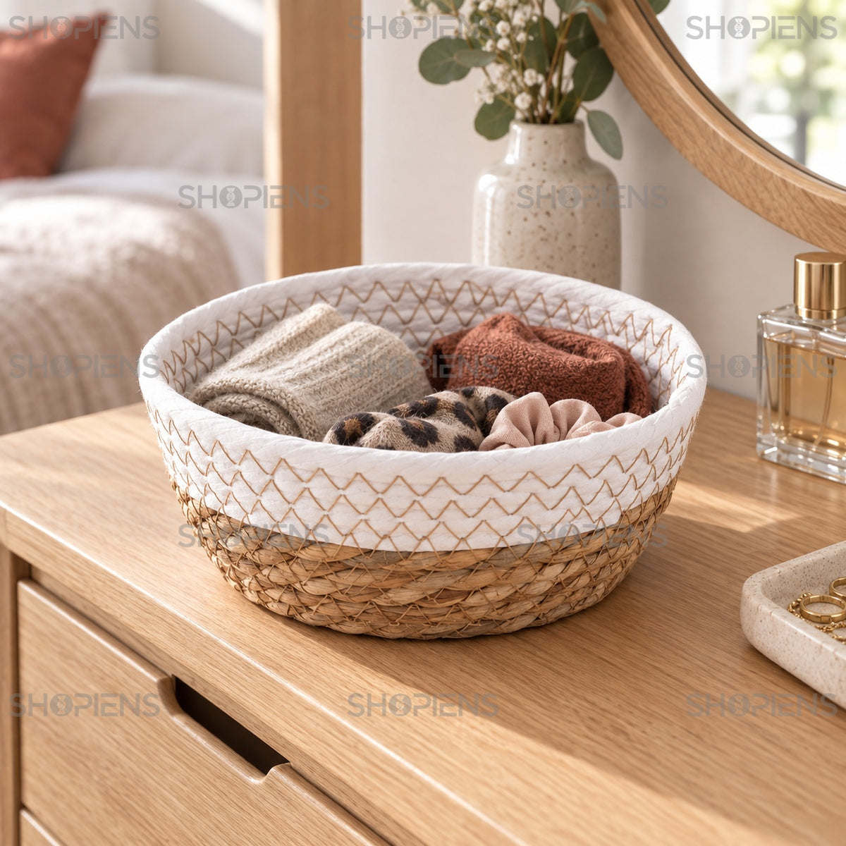 Coș decorativ cu bordură geometrică, 18 cm