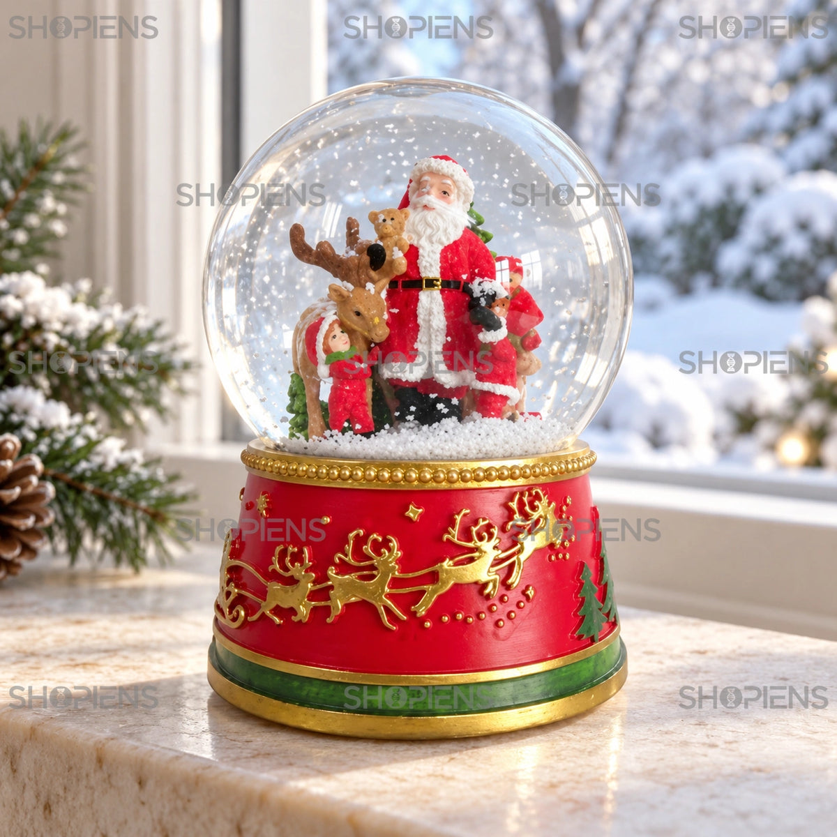 Glob muzical cu Moș Crăciun pe soclu roșu, 13 cm lângă fereastră, în decor de iarnă | Shopiens®