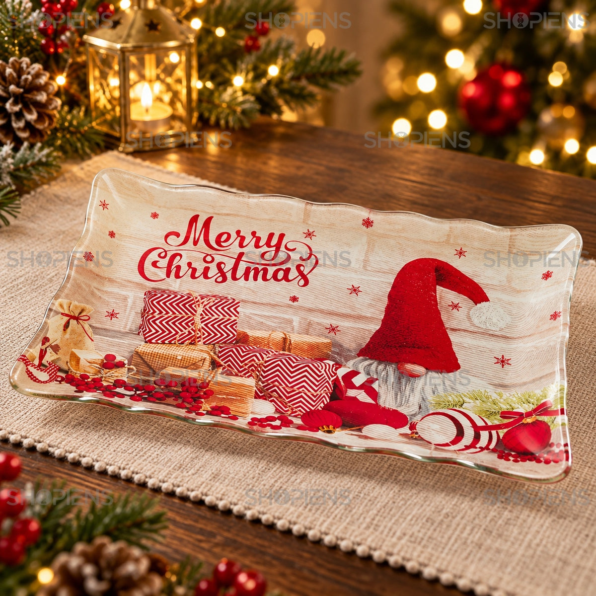Platou dreptunghiular din sticlă cu gnom și cadouri, 25 × 15 cm, detaliu al designului, decor neinclus | Shopiens®