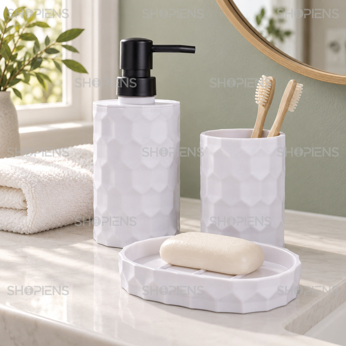 Set de baie alb cu relief fagure, 3 piese