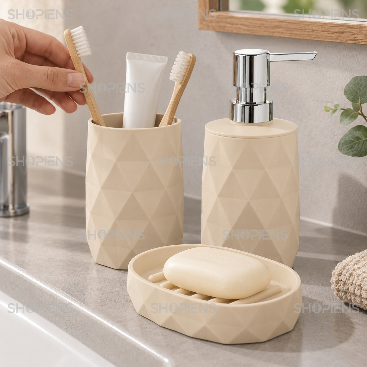 Accesorii de baie bej cu romburi, set 3 piese