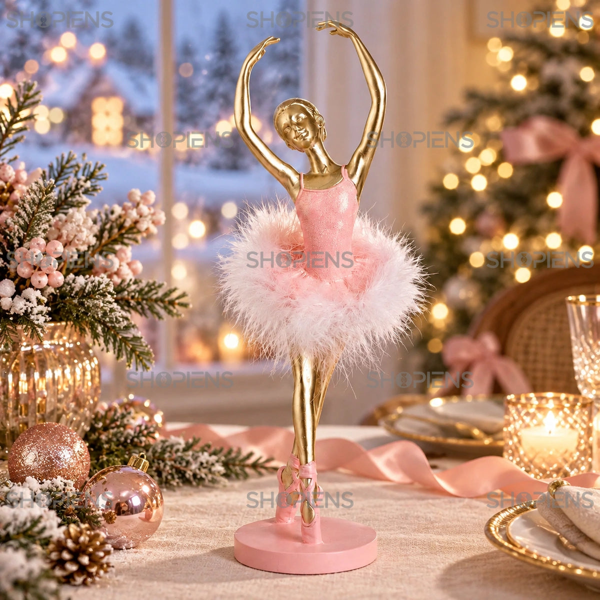 Balerină decorativă cu pene roz pe suport, 24 cm pe masa festivă lângă fereastră, în lumină de seară | Shopiens®