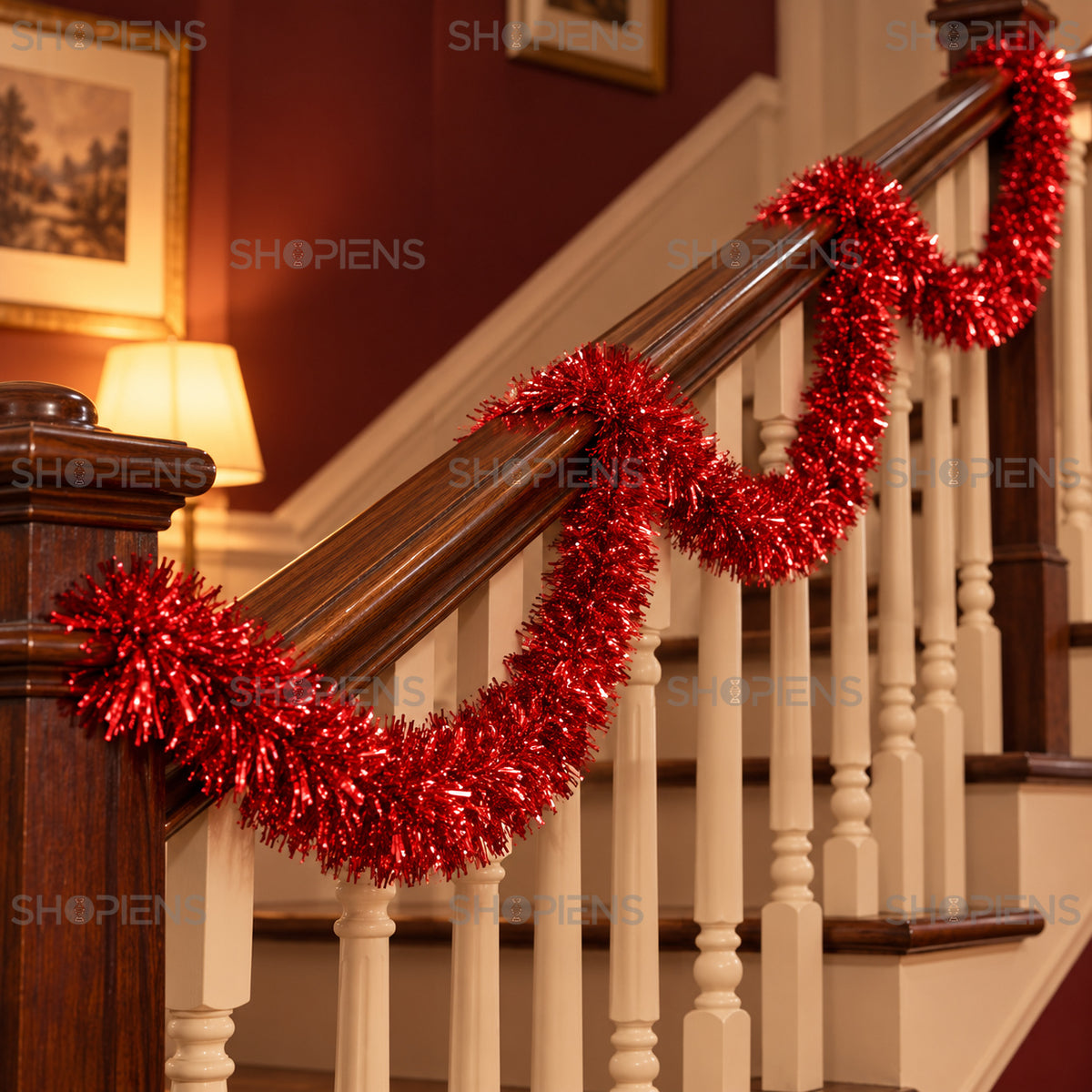 Beteală roșie metalizată tinsel, 3 m x 7 cm, în decor interior festiv, decor neinclus | Shopiens®