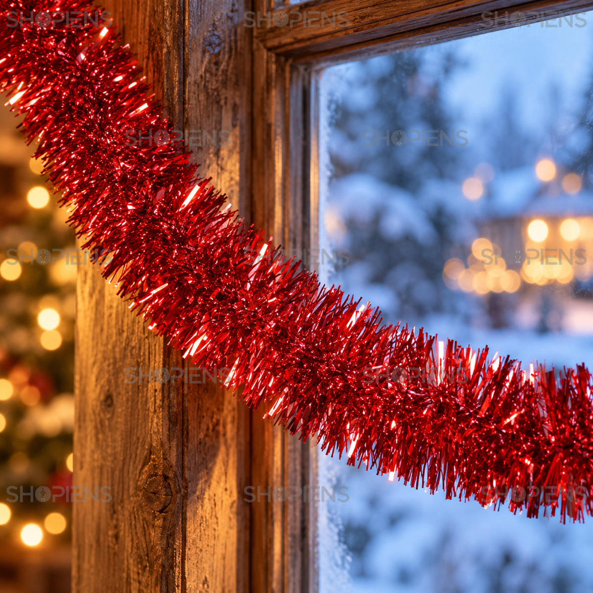 Beteală roșie metalizată tinsel, 3 m x 7 cm, detaliu al texturii și finisajului, decor neinclus | Shopiens®