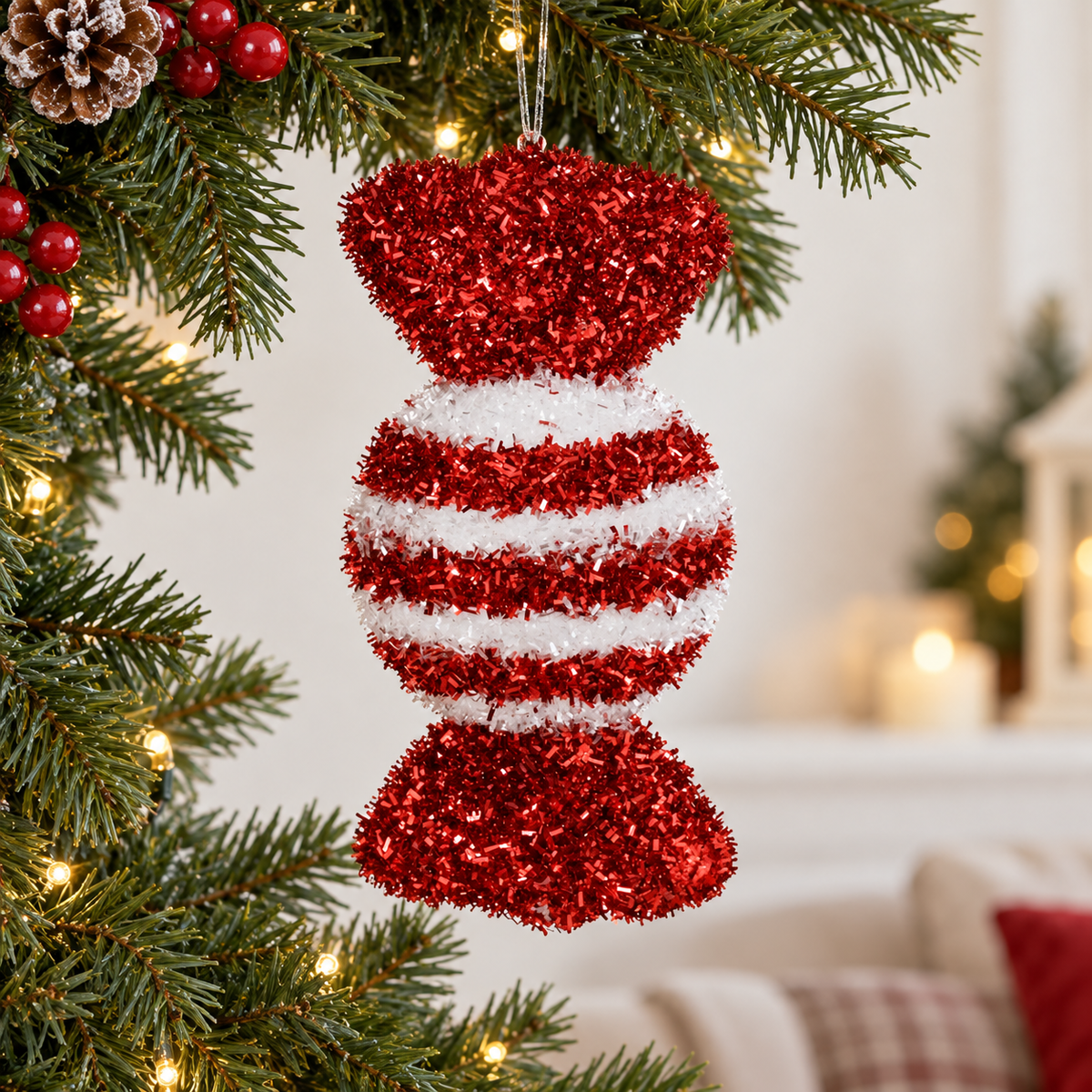 Bomboana Cu Beteala, Ornament Rosu Alb, 15 Cm - lifestyle principala - Shopiens