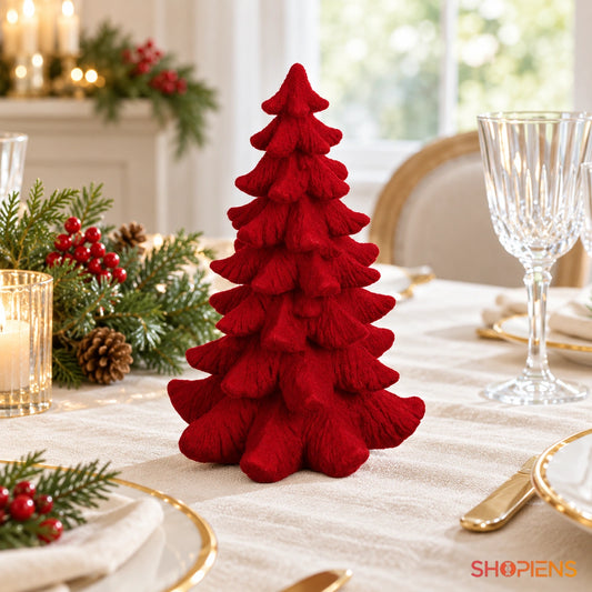 Brad decorativ roșu cu finisaj catifelat, 21 cm pe masa festivă, în lumină naturală | Shopiens®