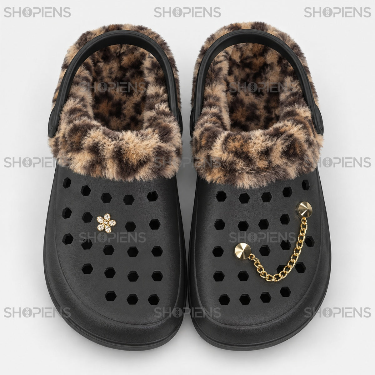 Saboți negri cu blană animal print și accesorii aurii — vedere de sus