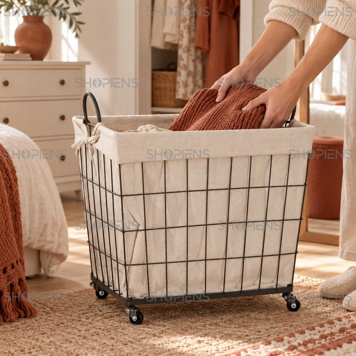 Coș metalic mobil cu interior textil