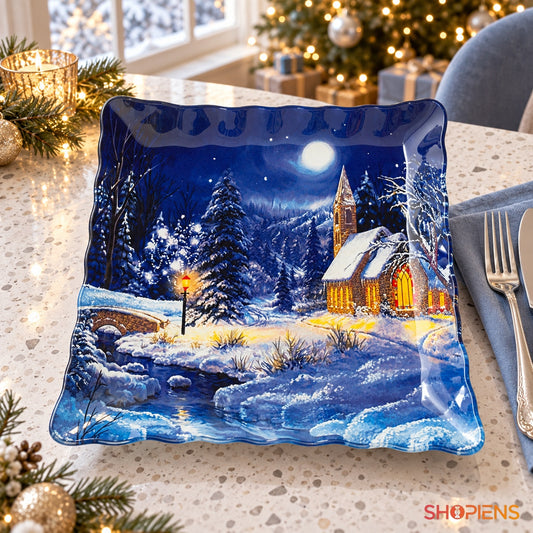 Farfurie din sticlă cu peisaj de noapte albastră, 25 × 25 cm, pe masa festivă de Crăciun, decor neinclus | Shopiens®