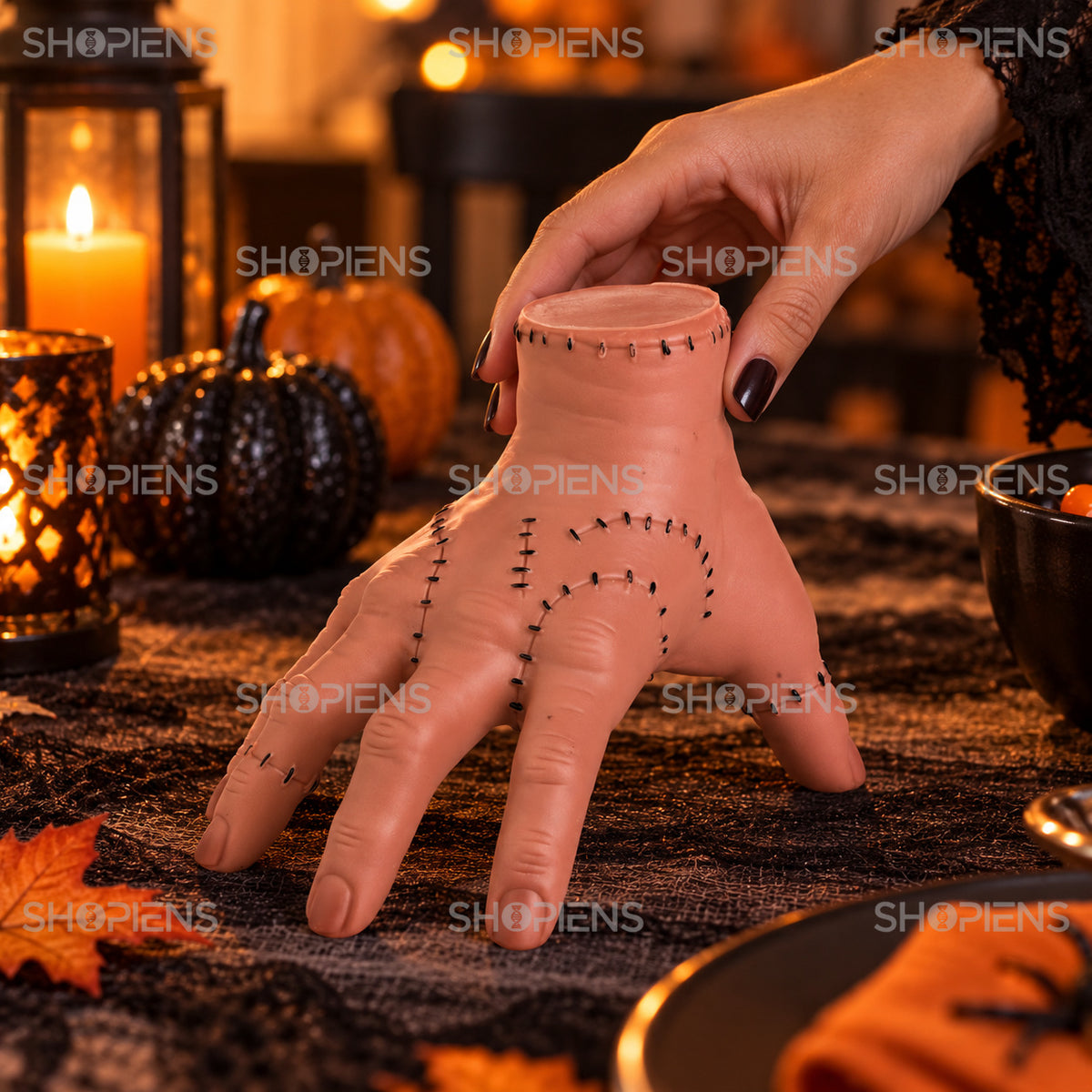 Mână Decorativă Horror Cu Cusături