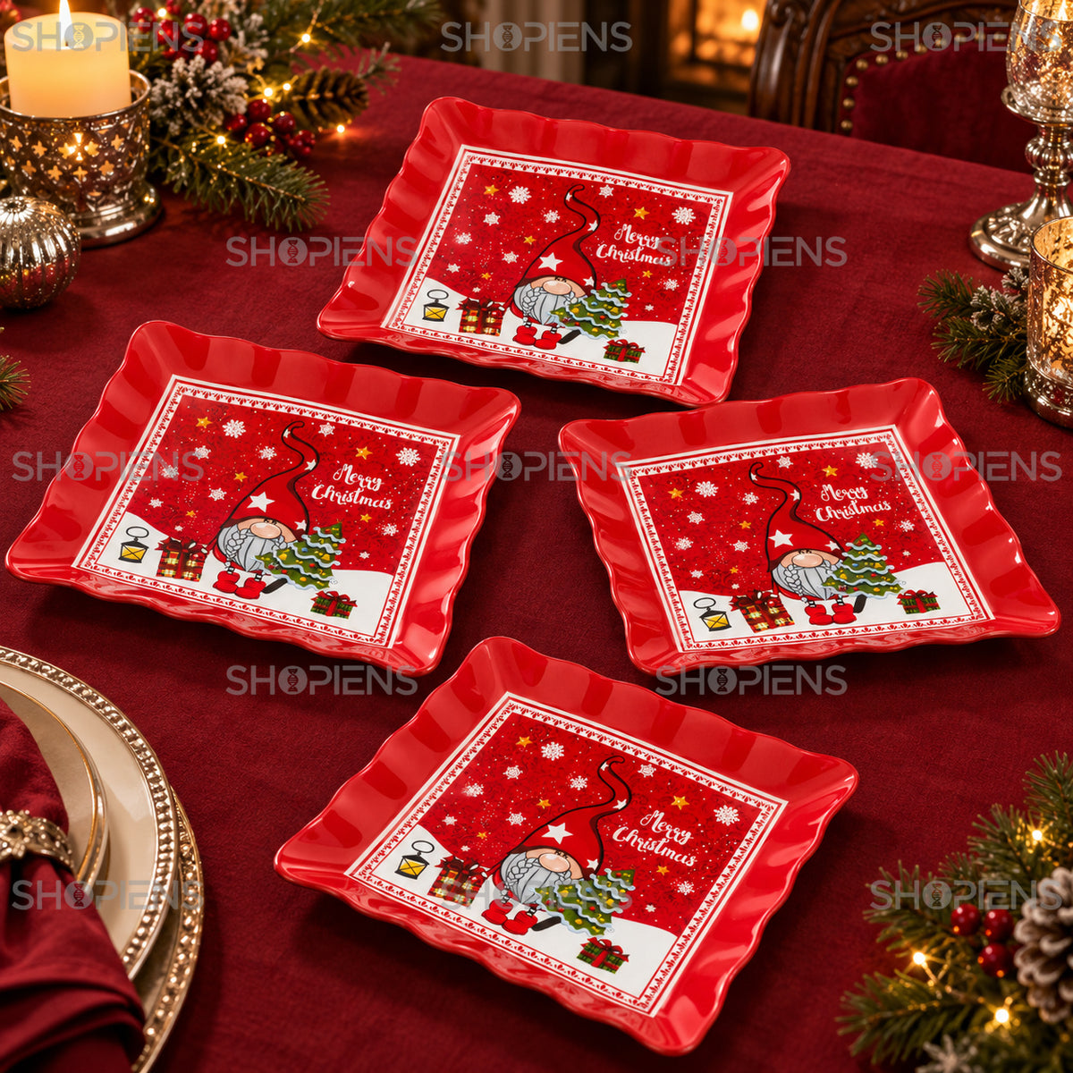 Set 4 farfurii de desert din sticlă cu gnom și brad, 17 × 17 cm, în decor alternativ de Crăciun, decor neinclus | Shopiens®