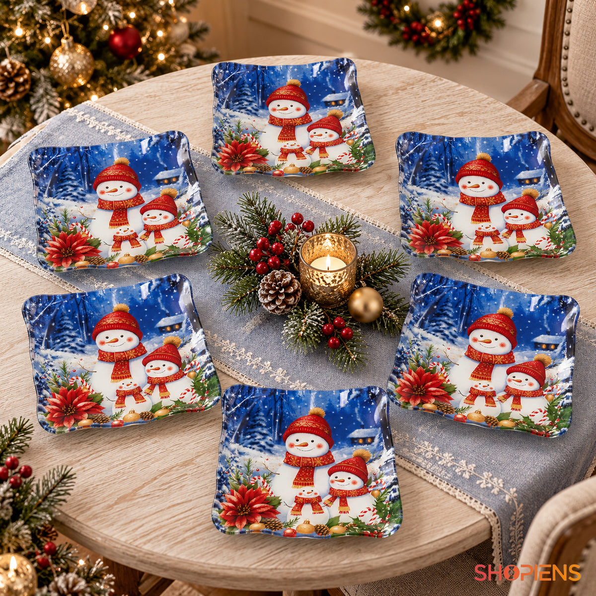 Set 6 farfurii de desert din sticlă cu oameni de zăpadă, 17 × 17 cm, pe masa festivă de Crăciun, decor neinclus | Shopiens®