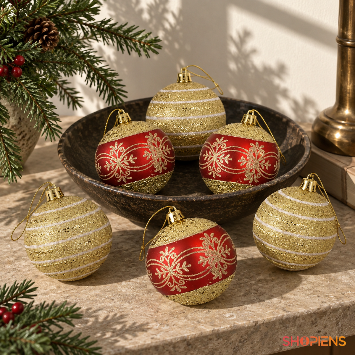 Set 6 Globuri Aurii Si Rosii Cu Arabescuri, 8 Cm - lifestyle principala - Shopiens
