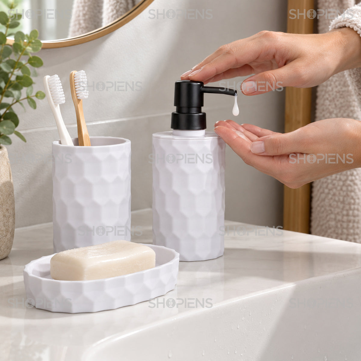 Set de baie alb cu relief fagure, 3 piese