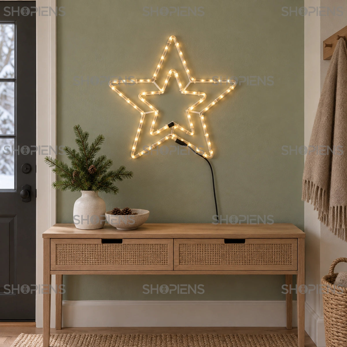 Stea dublă luminoasă de 56 × 56 cm deasupra unei console din lemn | Shopiens®